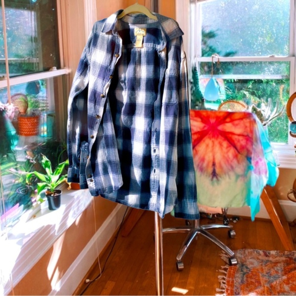 blue tortoise button mountains flannel ⚡️ oversized